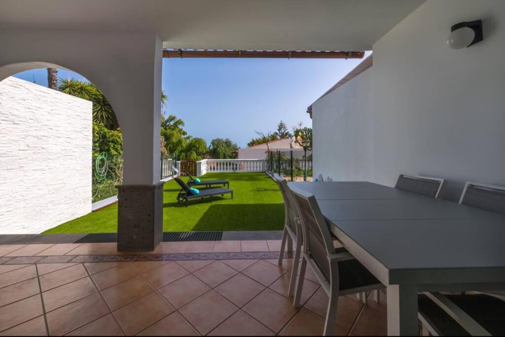 Duplex Con Jardin Y Buenas Vistas Apartment Maspalomas  Exterior photo